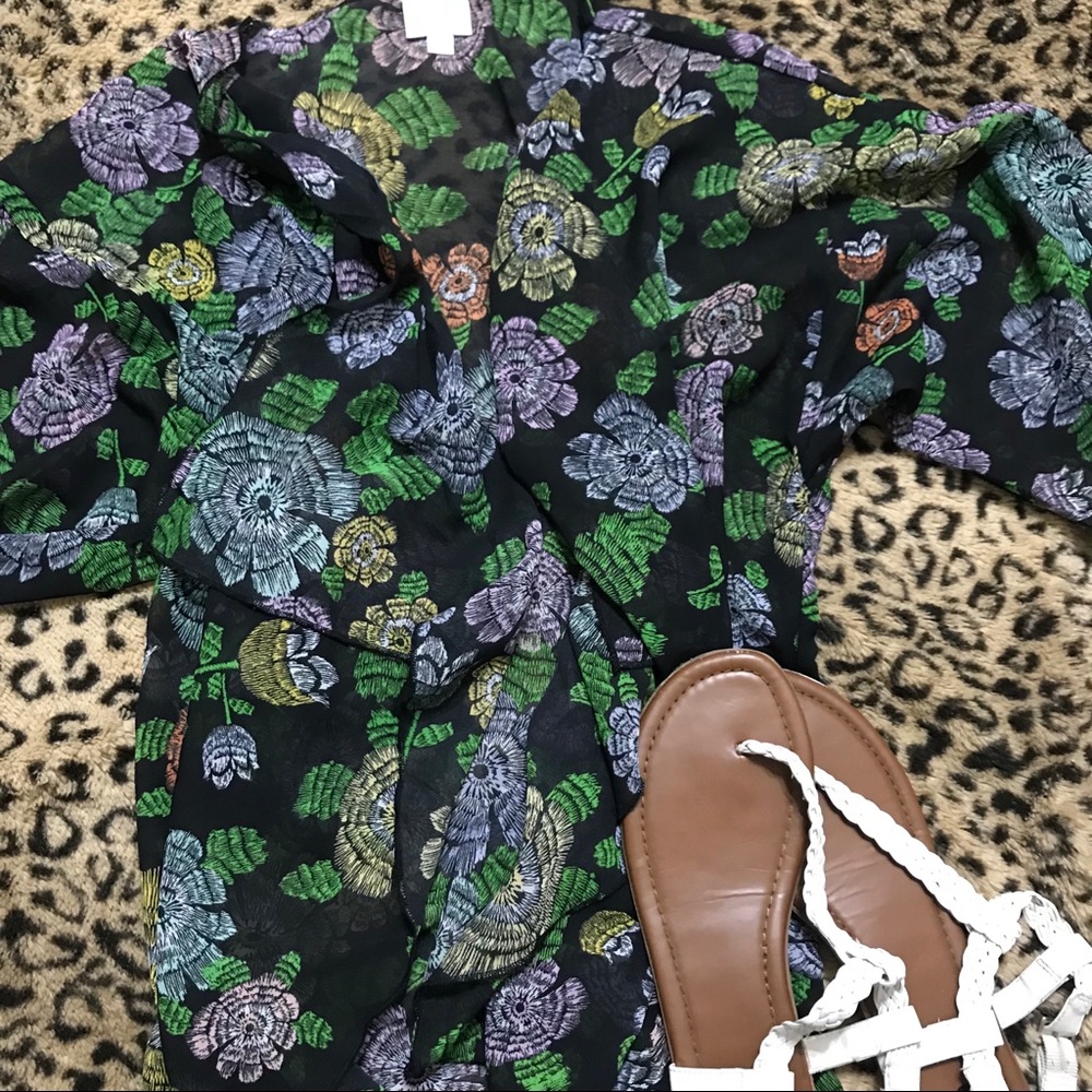 M LuLaRoe Shirley Kimono
